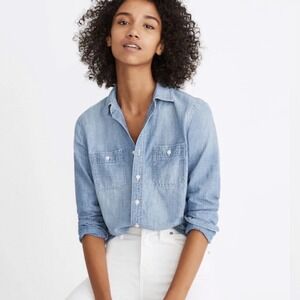 Madewell Classic Chambray Ex-Boyfriend Button-Down Shirt Size S